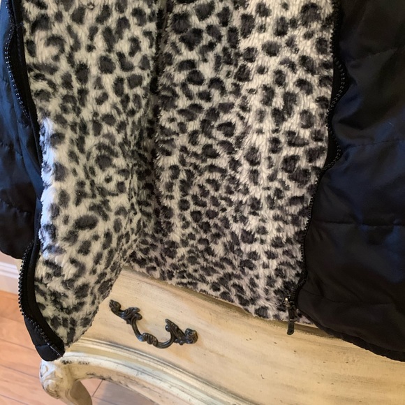 Closet Clear-Out- Girl’s Reversible Jacket - Picture 3 of 4